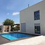 Oura V4 Marisa With Private Pool فيلة *