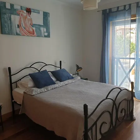 Oura V4 Marisa With Private Pool *