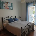 Oura V4 Marisa With Private Pool *