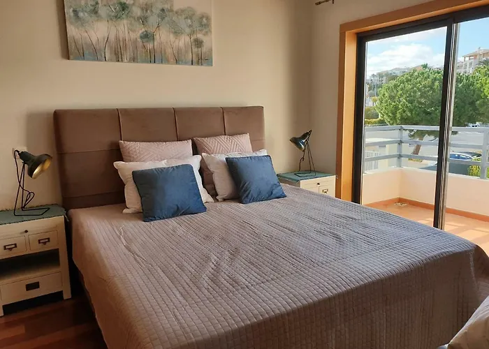 Oura V4 Marisa With Private Pool فيلة