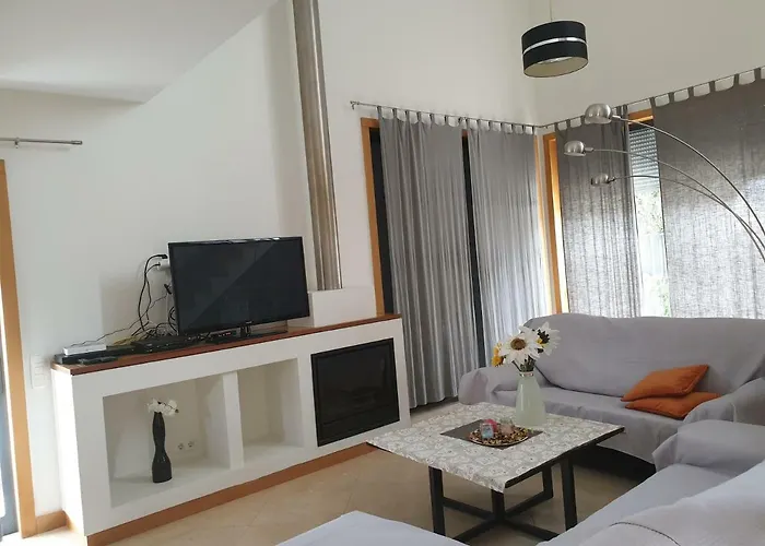 Oura V4 Marisa With Private Pool البوفيرا