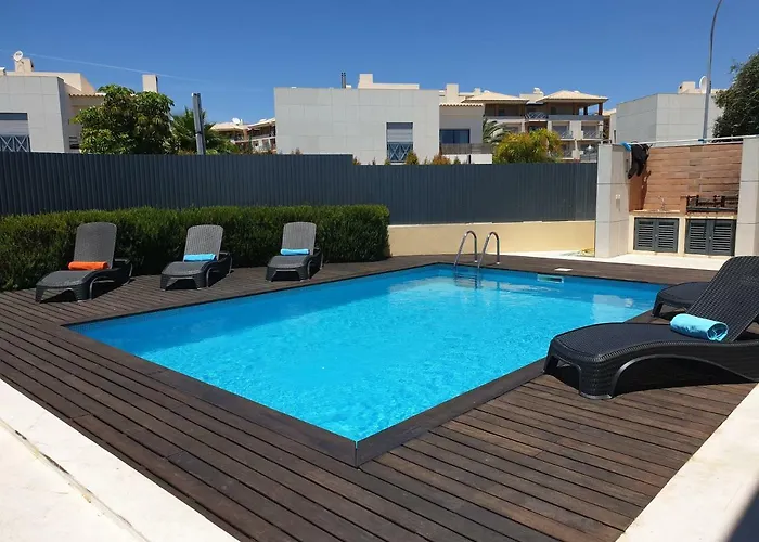 Oura V4 Marisa With Private Pool فيلة